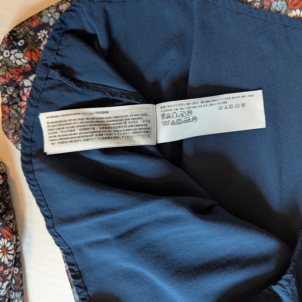 Abercrombie & Fitch Navy Floral  Elastic Waist V-Neck Dress XS - Picture 6 of 9